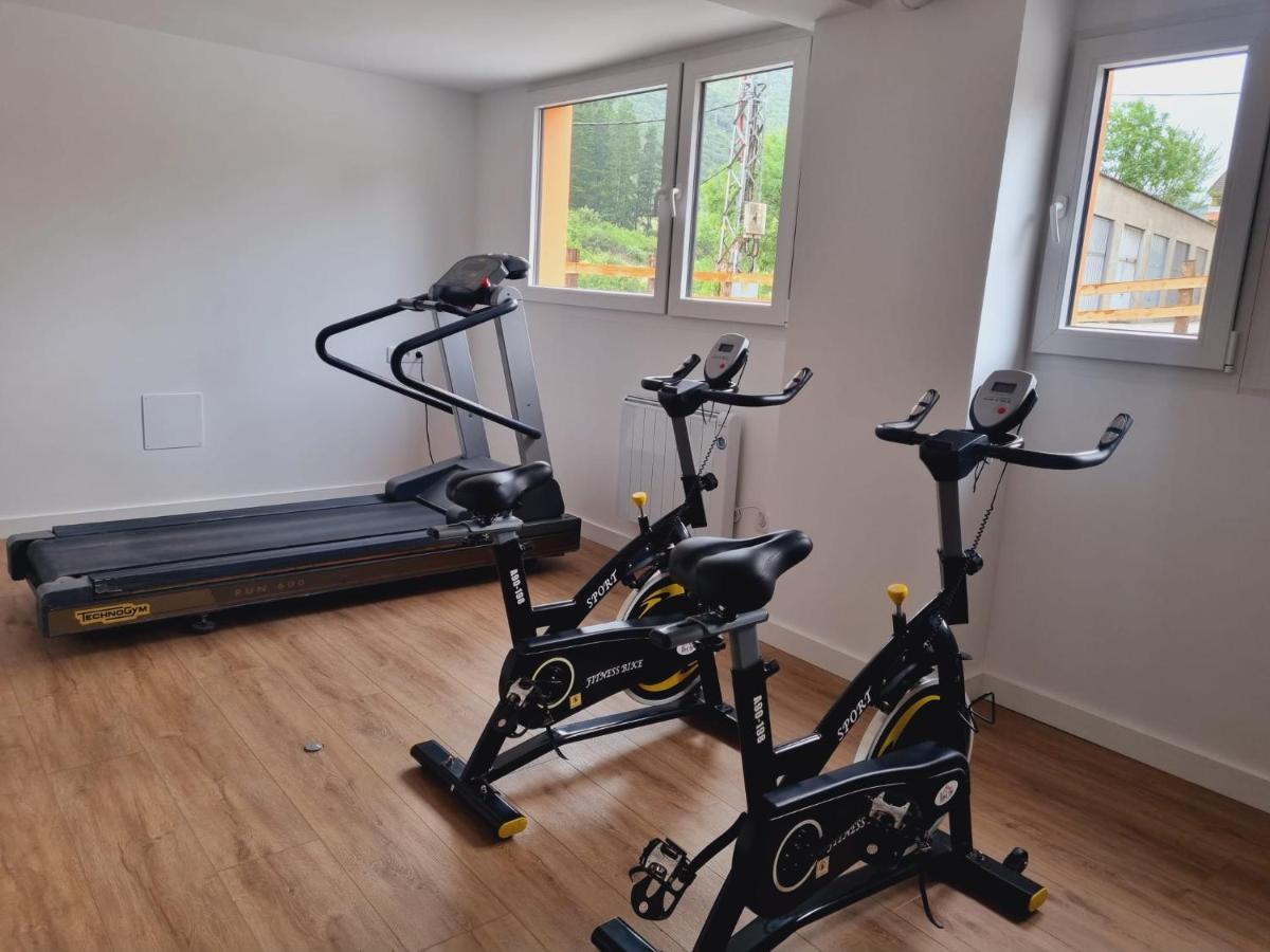 Maile Apartamentos Потес Экстерьер фото